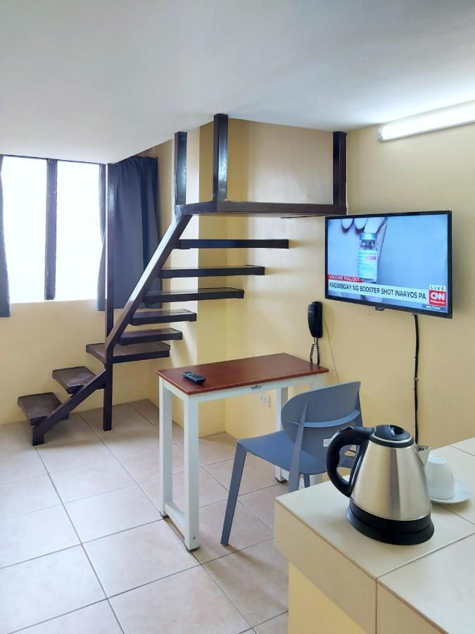 Airobedz Manila - A Value Hotel Экстерьер фото