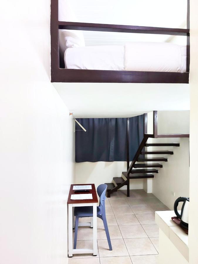 Airobedz Manila - A Value Hotel Экстерьер фото
