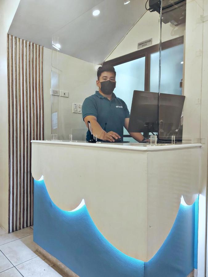 Airobedz Manila - A Value Hotel Экстерьер фото