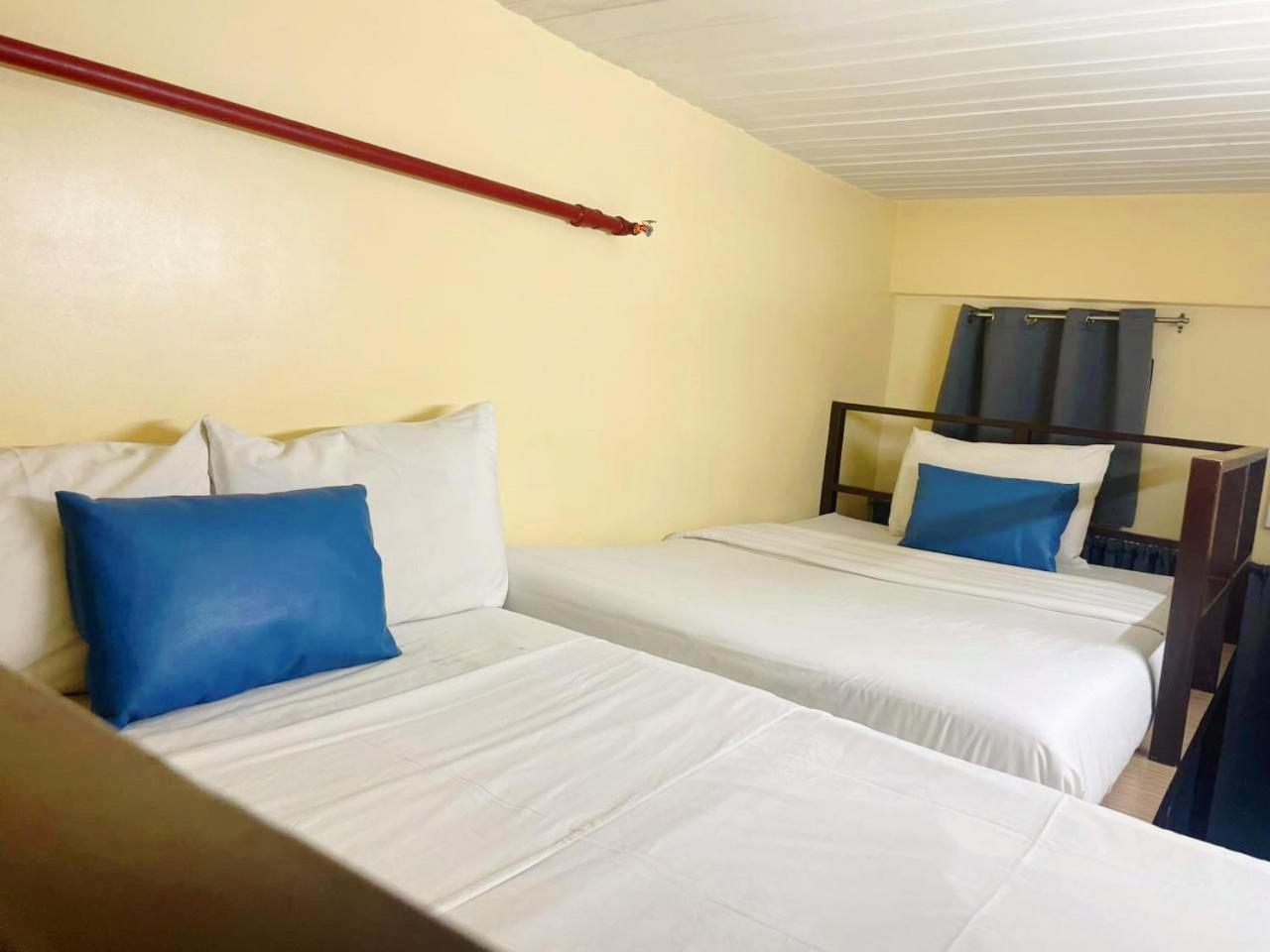 Airobedz Manila - A Value Hotel Экстерьер фото